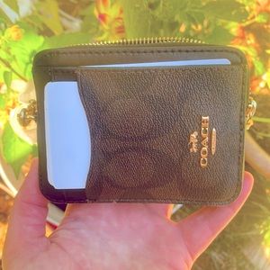 NWT Coach Signature Card Case